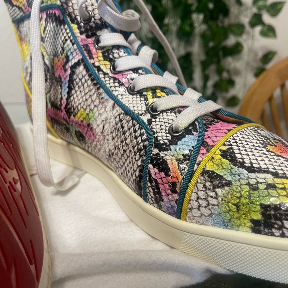 Men Louis Vuitton Snakeskin Hightop Sneakers - Picture 12 of 13
